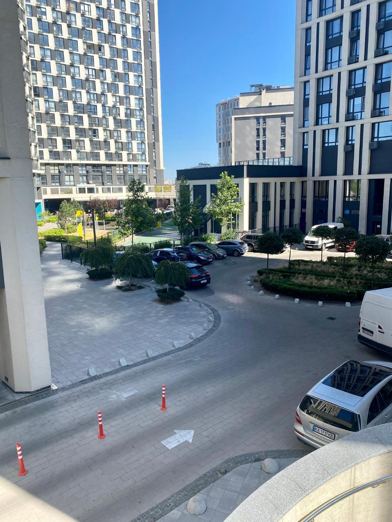 Slavutich Apartments Near Metro Station Kiew Exterior foto